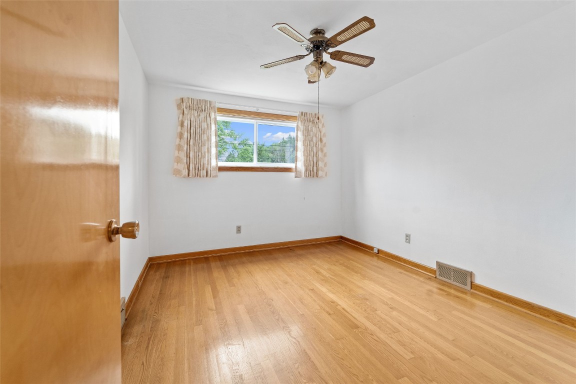 4820 Country Club Road Vestal, NY 13850 - Photo 16 of 24 Gallery Image 16
