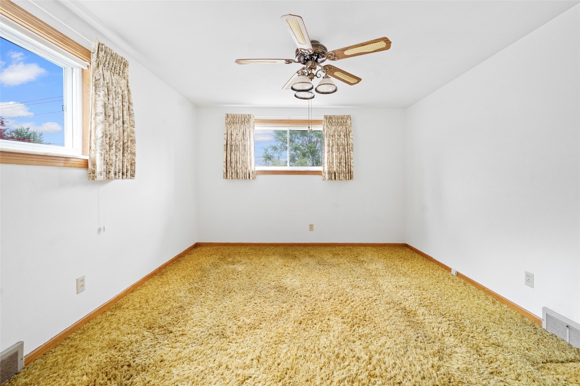 4820 Country Club Road Vestal, NY 13850 - Photo 17 of 24 Gallery Image 17