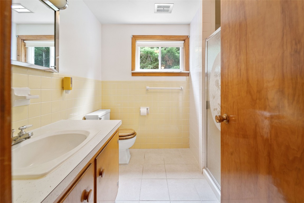 4820 Country Club Road Vestal, NY 13850 - Photo 20 of 24 Gallery Image 20
