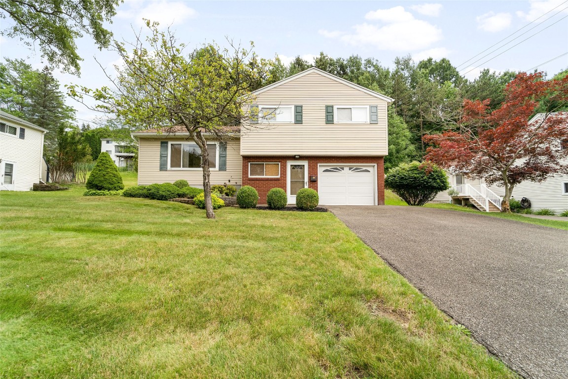 4820 Country Club Road Vestal, NY 13850 - Photo 2 of 24 Gallery Image 2
