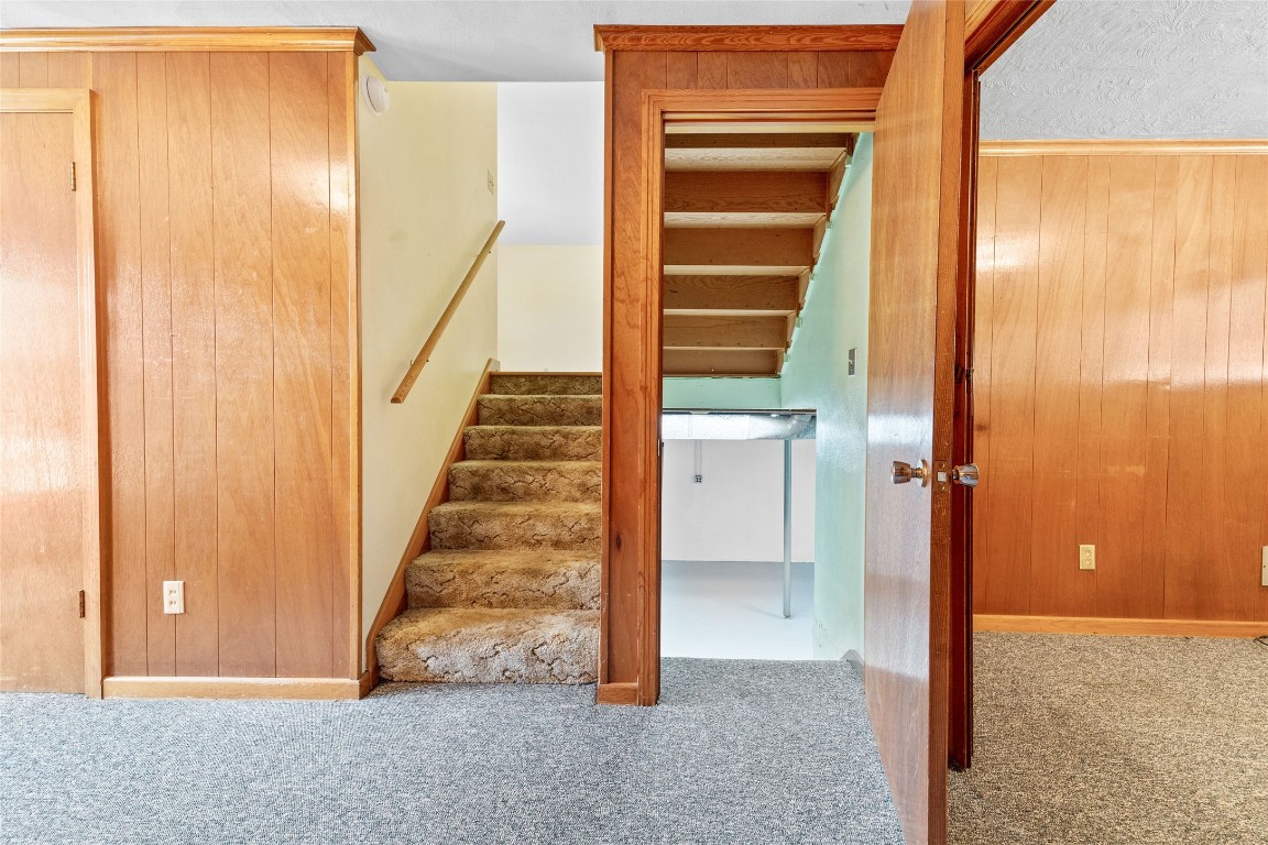 4820 Country Club Road Vestal, NY 13850 - Photo 5 of 24 Gallery Image 5
