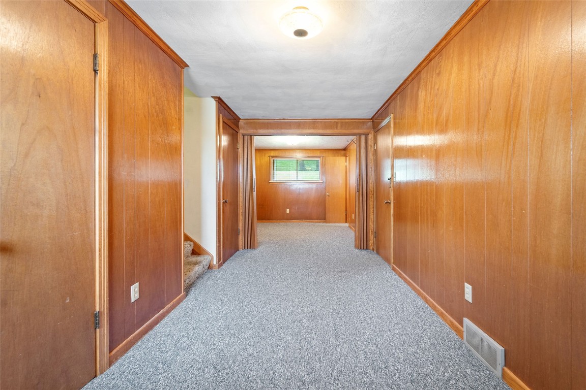 4820 Country Club Road Vestal, NY 13850 - Photo 6 of 24 Gallery Image 6