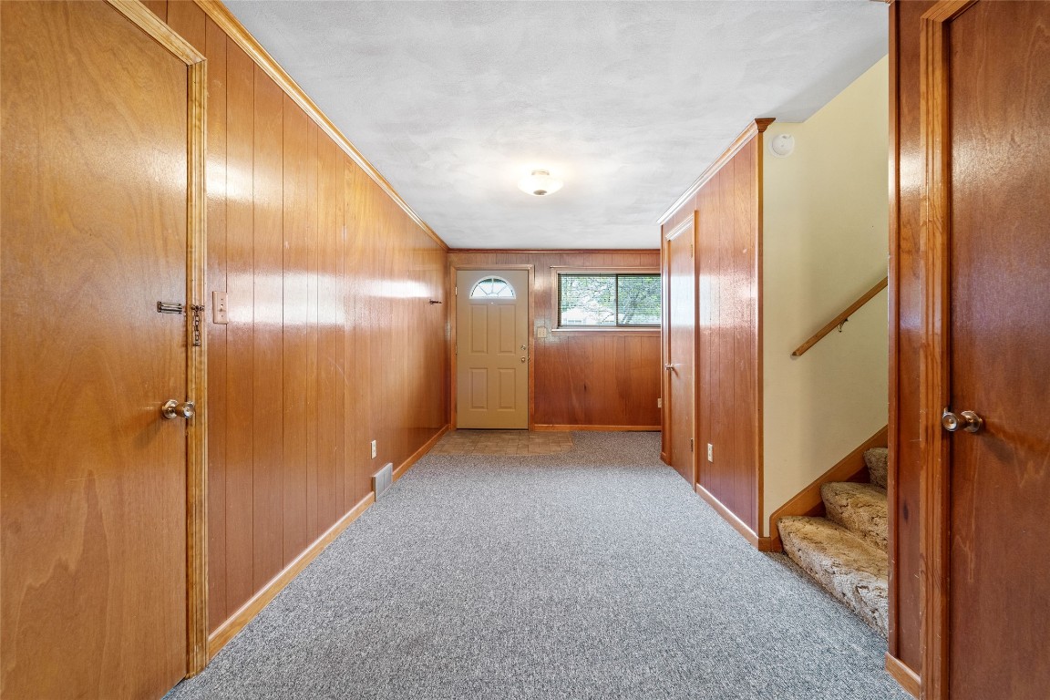 4820 Country Club Road Vestal, NY 13850 - Photo 8 of 24 Gallery Image 8