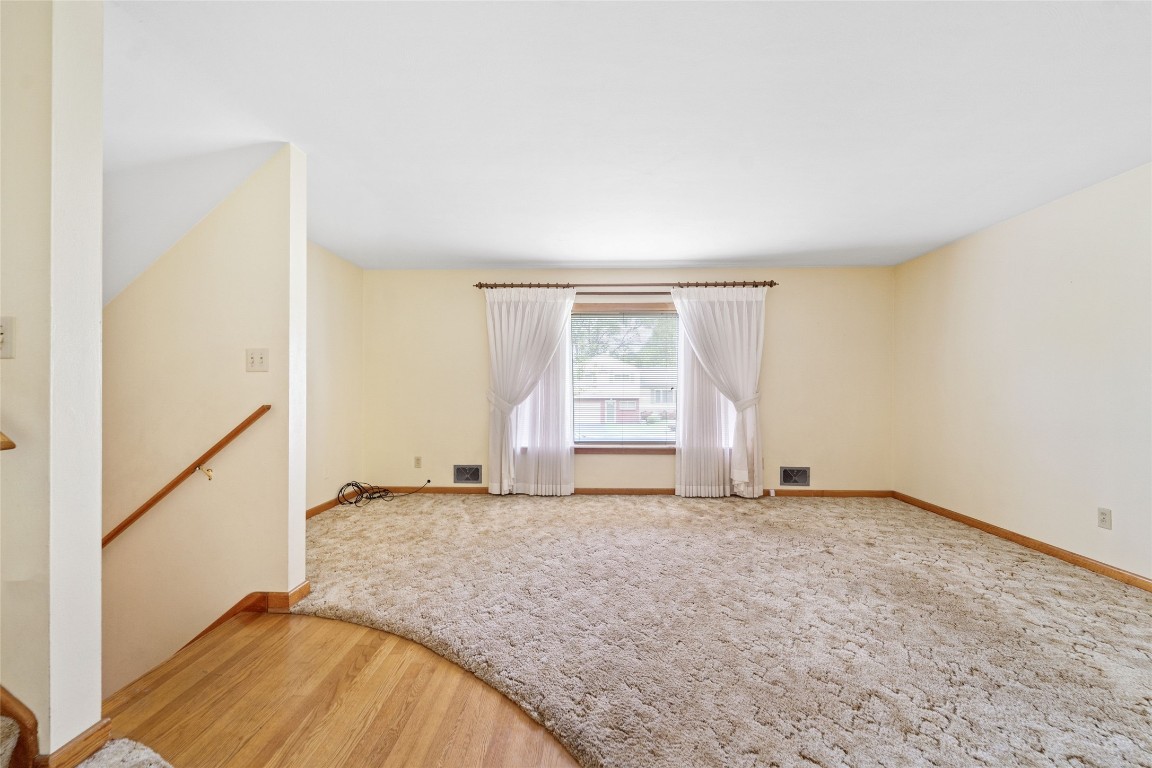 4820 Country Club Road Vestal, NY 13850 - Photo 10 of 24 Gallery Image 10