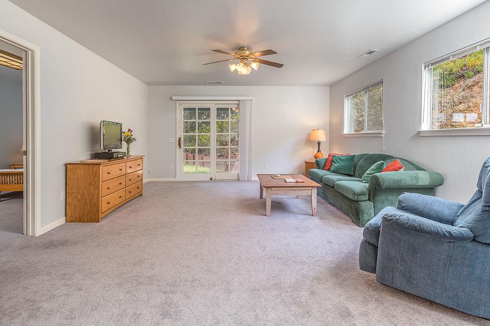 16005 Meridian Road Salinas, CA 93907 - Photo 12 of 33 Gallery Image 12