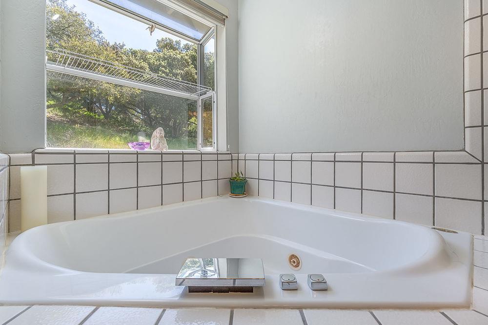 16005 Meridian Road Salinas, CA 93907 - Photo 18 of 33 Gallery Image 18