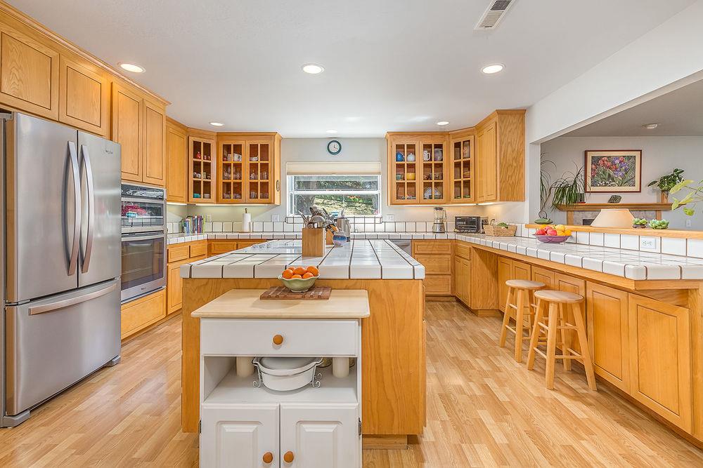 16005 Meridian Road Salinas, CA 93907 - Photo 6 of 33 Gallery Image 6