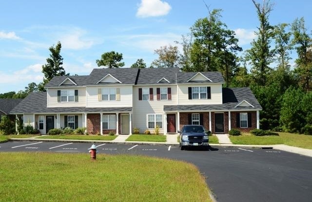1007 Timberlake Trail Jacksonville, NC 28546 - Photo 1 of 25 Primary Photo
