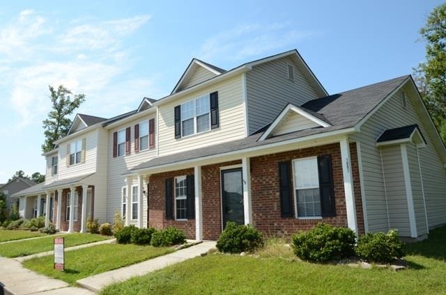 1007 Timberlake Trail Jacksonville, NC 28546 - Photo 2 of 25 Additional Photo
