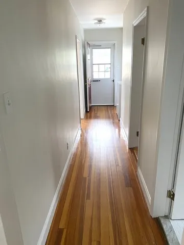 $2,500 | 1139 Beacon Street, Unit 1, Newton, MA 02461