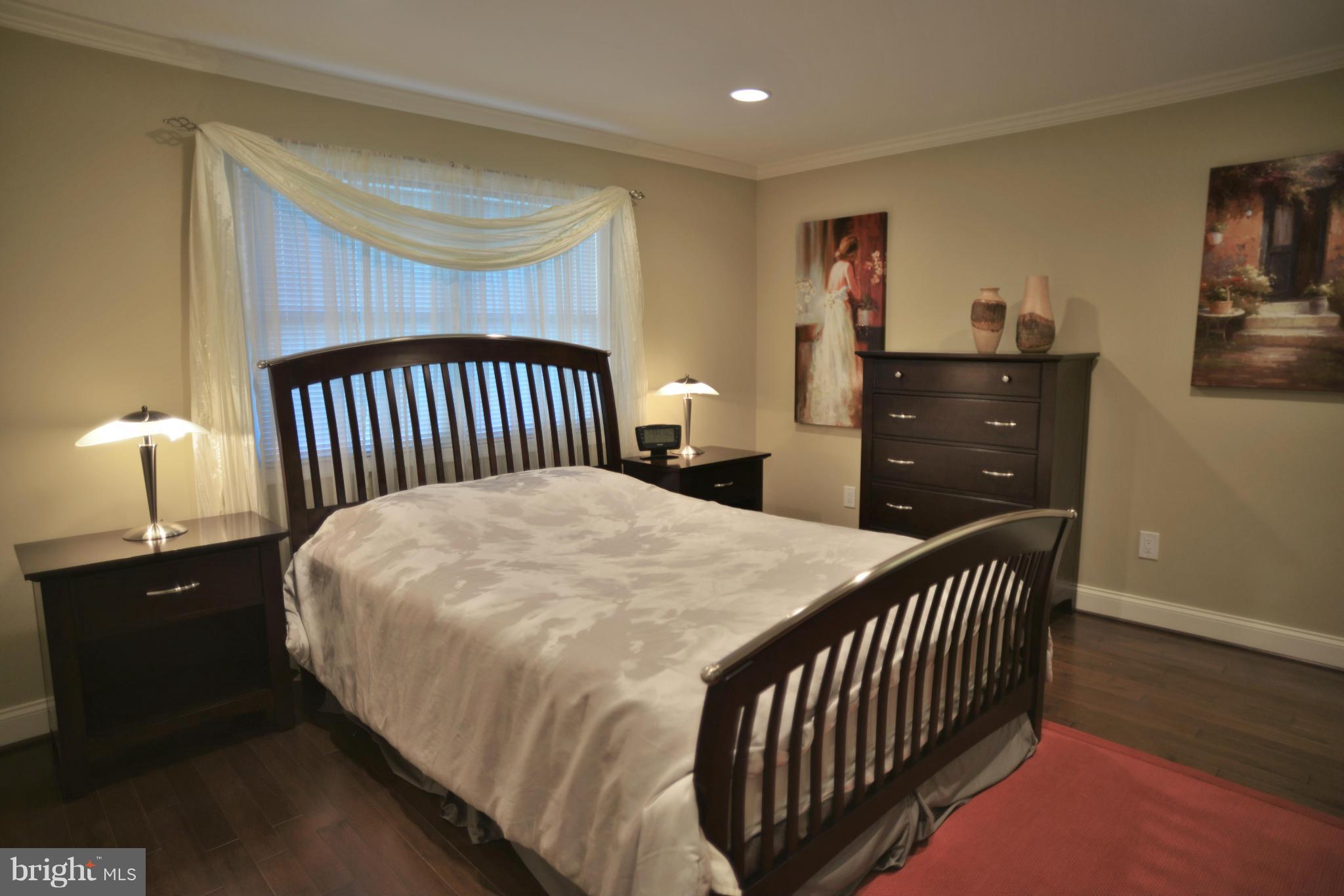 24417 Hanson Road Gaithersburg, MD 20882 - Photo 21 of 30 Bedroom (Master)