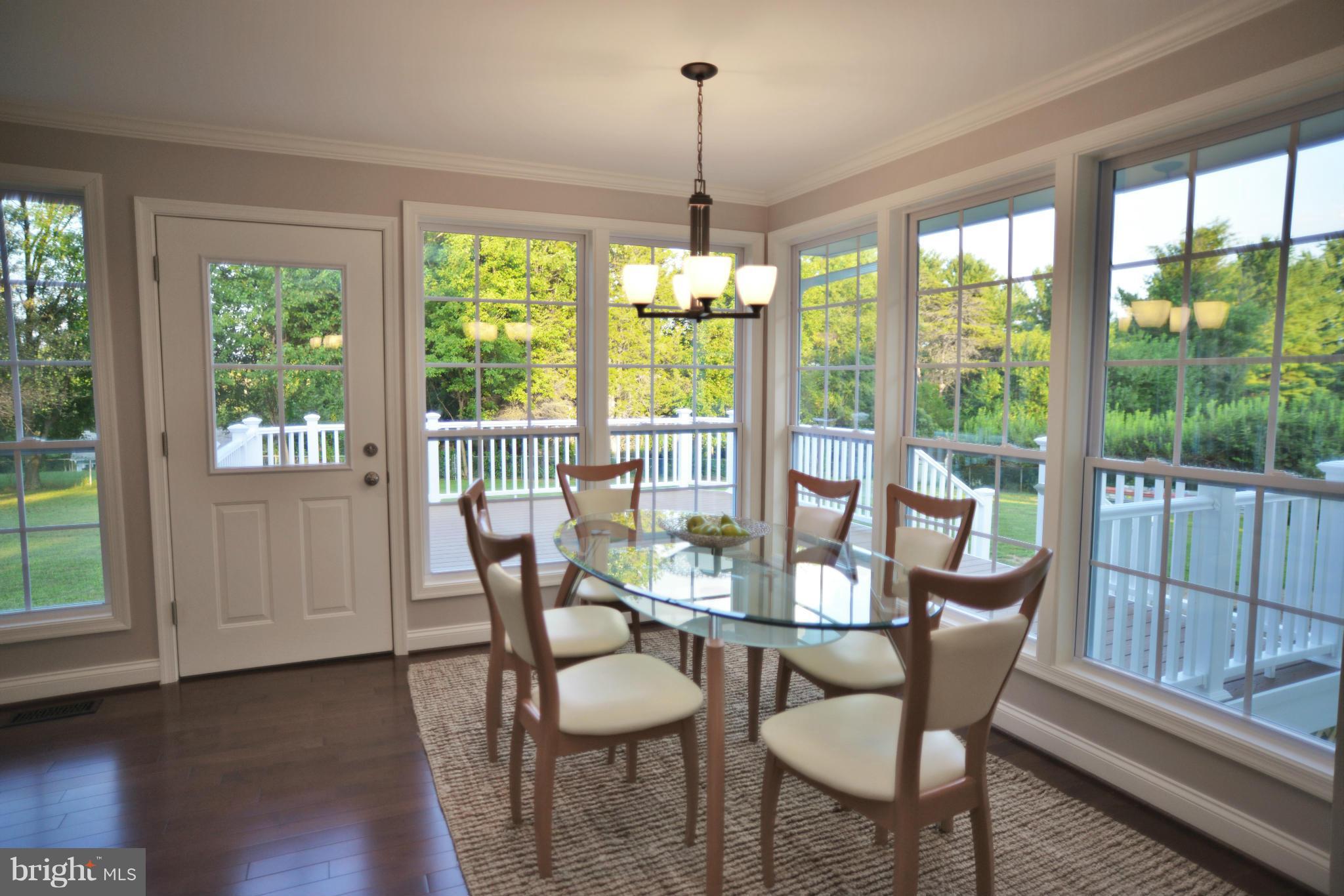24417 Hanson Road Gaithersburg, MD 20882 - Photo 9 of 30 Dining Room