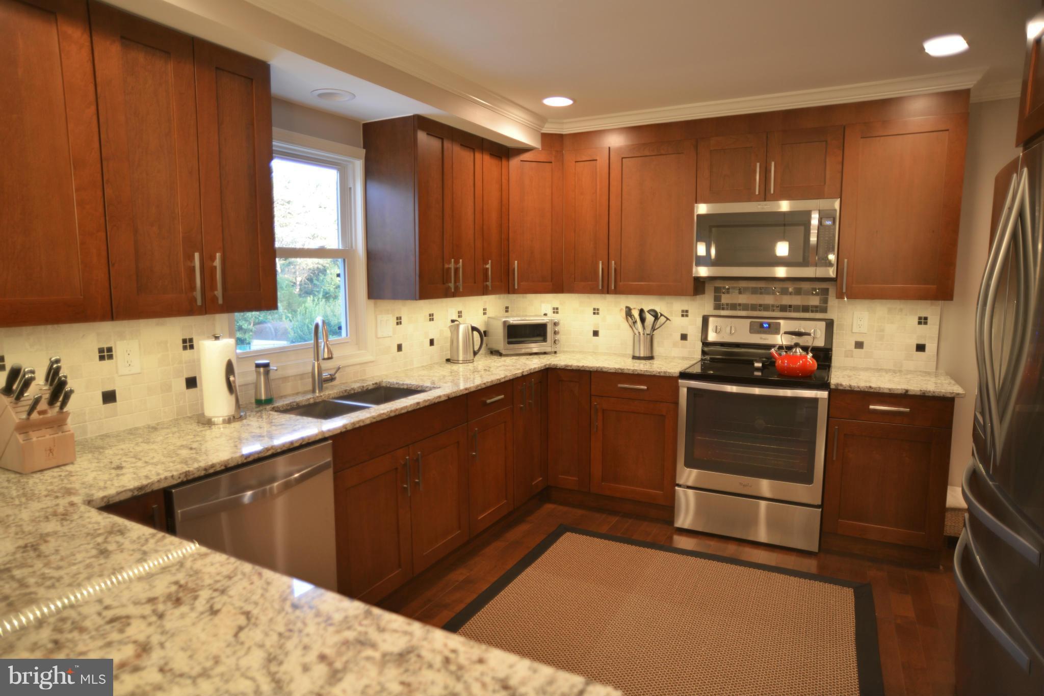 24417 Hanson Road Gaithersburg, MD 20882 - Photo 10 of 30 Kitchen