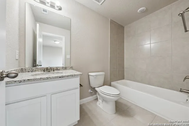 $1,575 | 8030 Dial Ike Drive, Unit 14 401, San Antonio, TX 78218