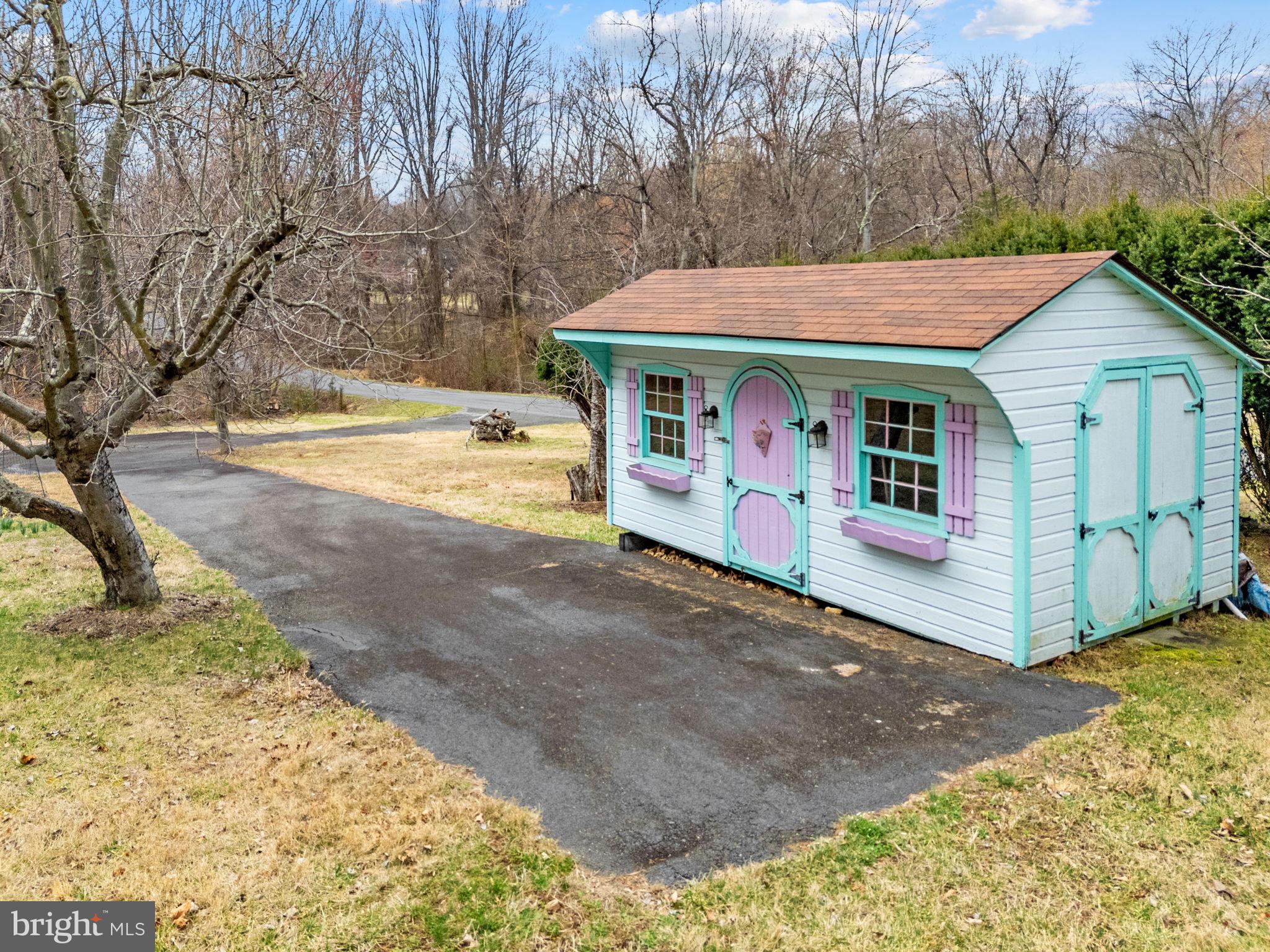 3850 Cobbler Mountain Road Delaplane, VA 20144 - Photo 120 of 132 Charming she shed or playhouse
