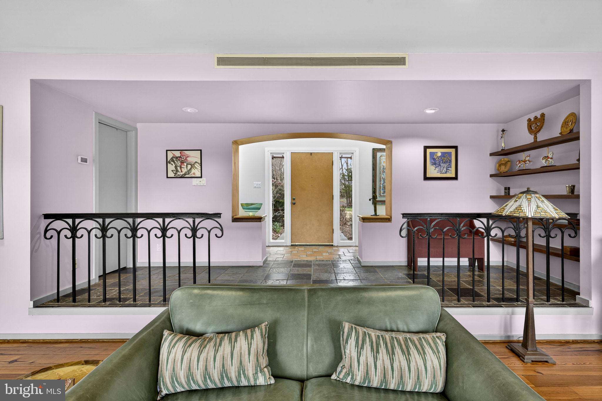 3850 Cobbler Mountain Road Delaplane, VA 20144 - Photo 17 of 132 Family room