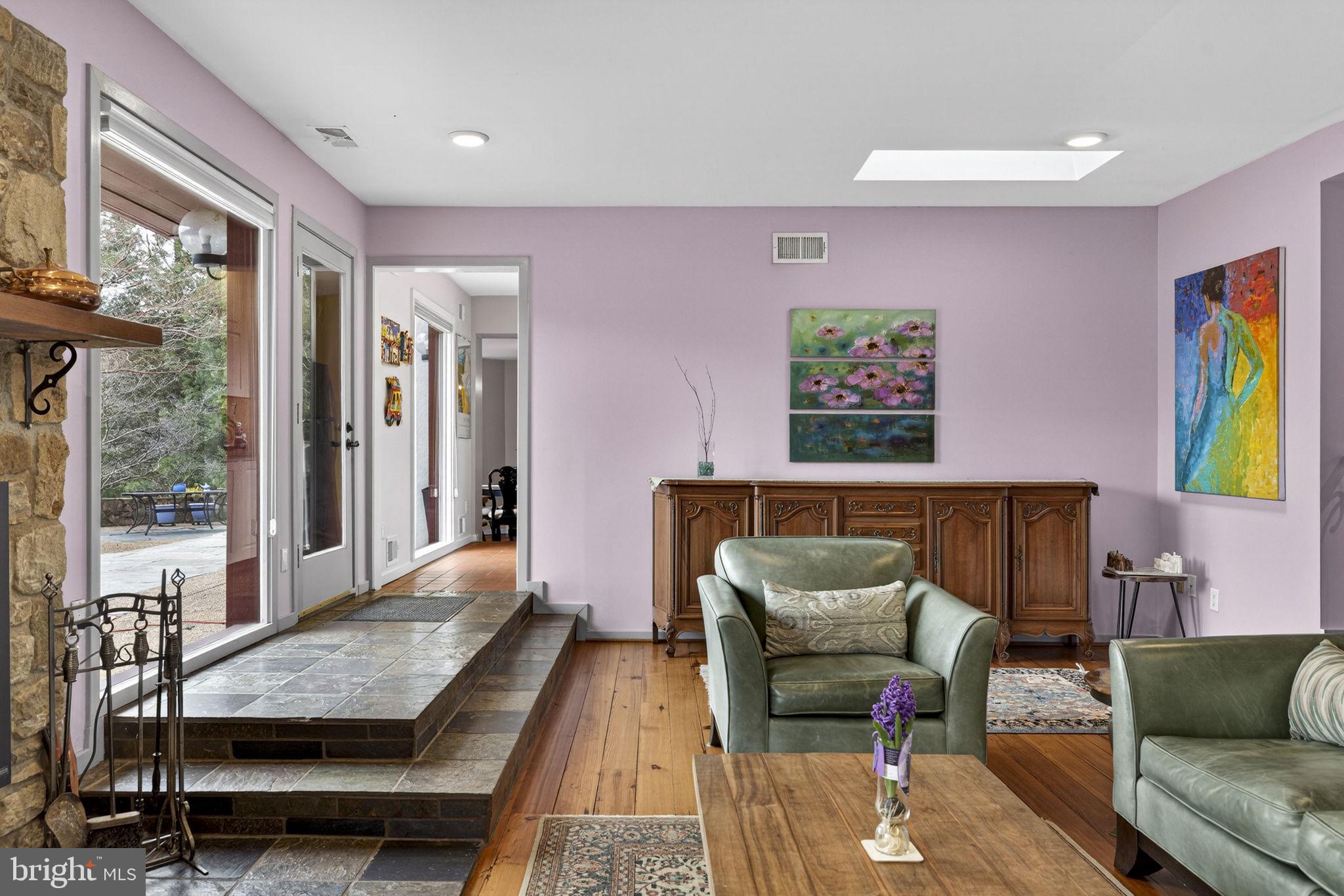 3850 Cobbler Mountain Road Delaplane, VA 20144 - Photo 22 of 132 Family room