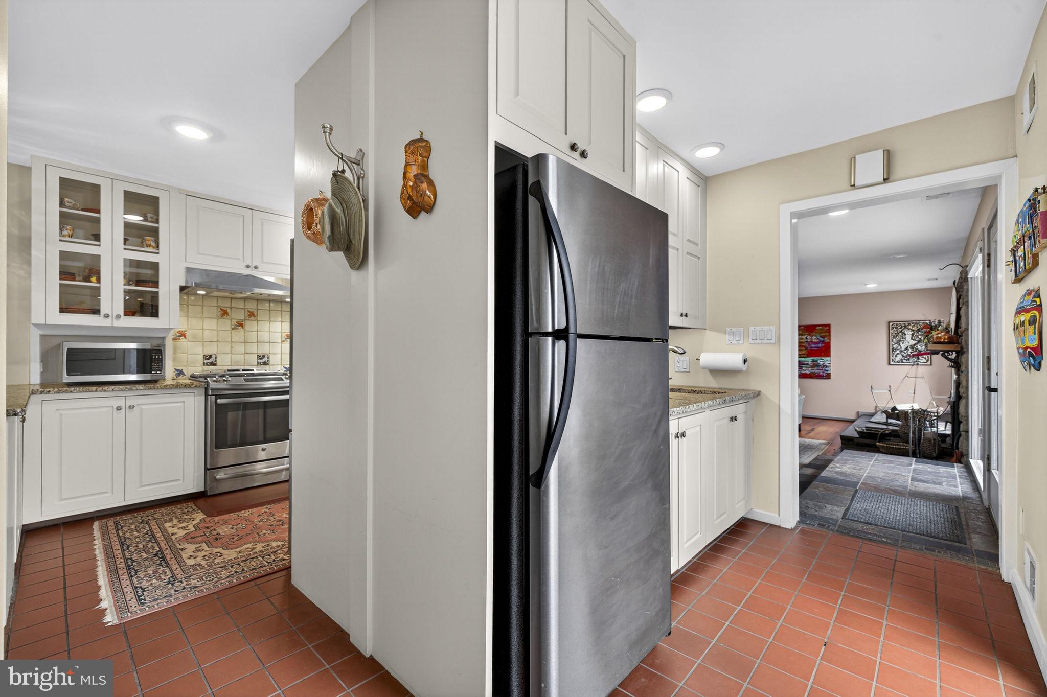 3850 Cobbler Mountain Road Delaplane, VA 20144 - Photo 25 of 132 Extra refrigerator