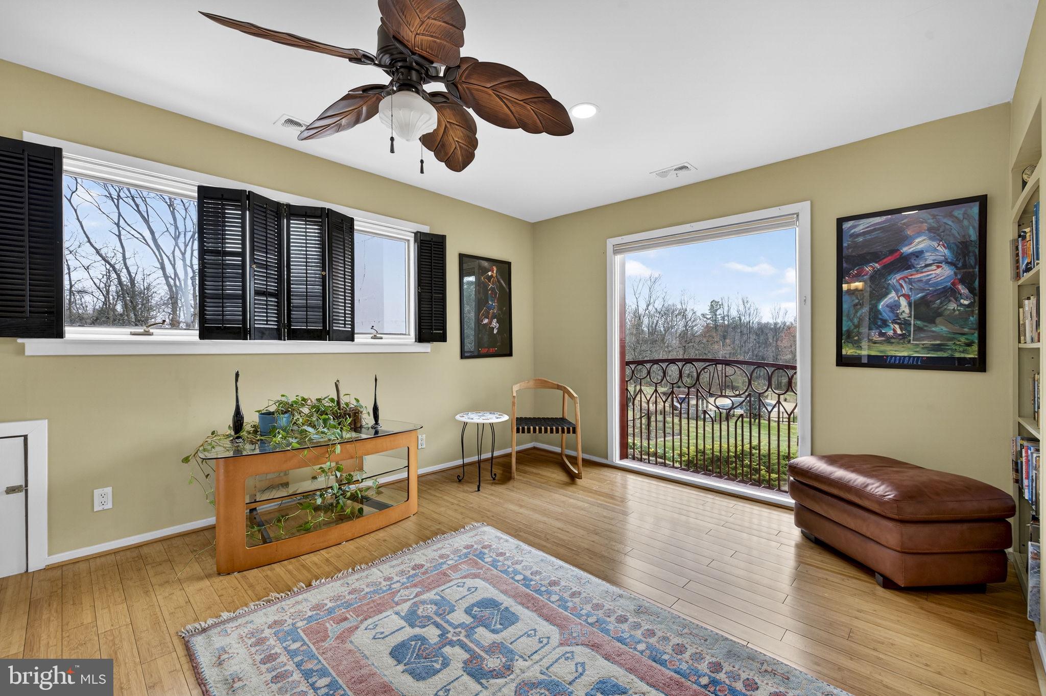 3850 Cobbler Mountain Road Delaplane, VA 20144 - Photo 80 of 132 Bedroom 3 Private Suite in the Turret