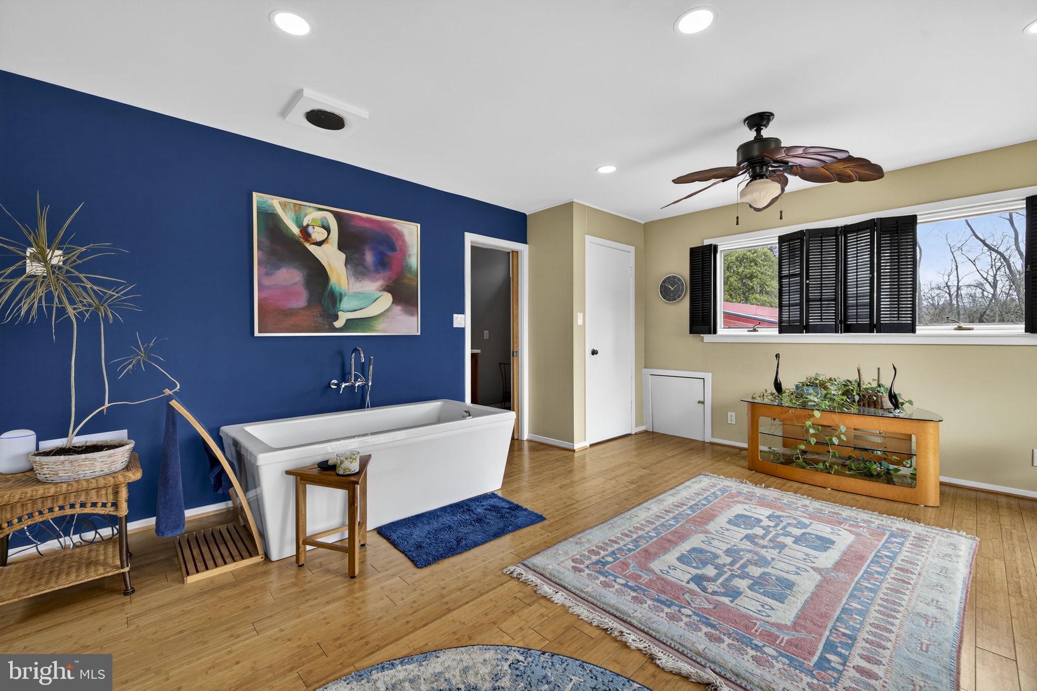 3850 Cobbler Mountain Road Delaplane, VA 20144 - Photo 82 of 132 Bedroom 3 Private Suite in the Turret