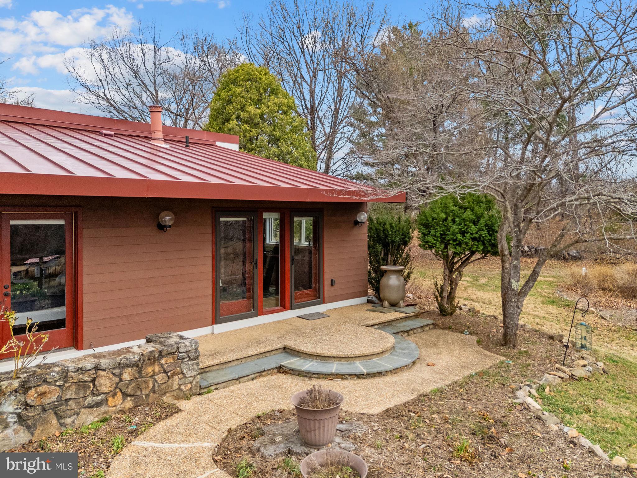 3850 Cobbler Mountain Road Delaplane, VA 20144 - Photo 96 of 132 Patio