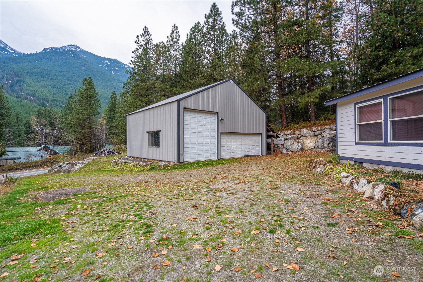 17984 Entiat River Road Entiat, WA 98822 - Photo 25 of 40 Gallery Image 25