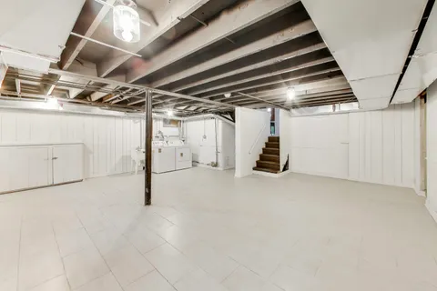 $450,000 | 403 Dalton Avenue, Mundelein, IL 60060