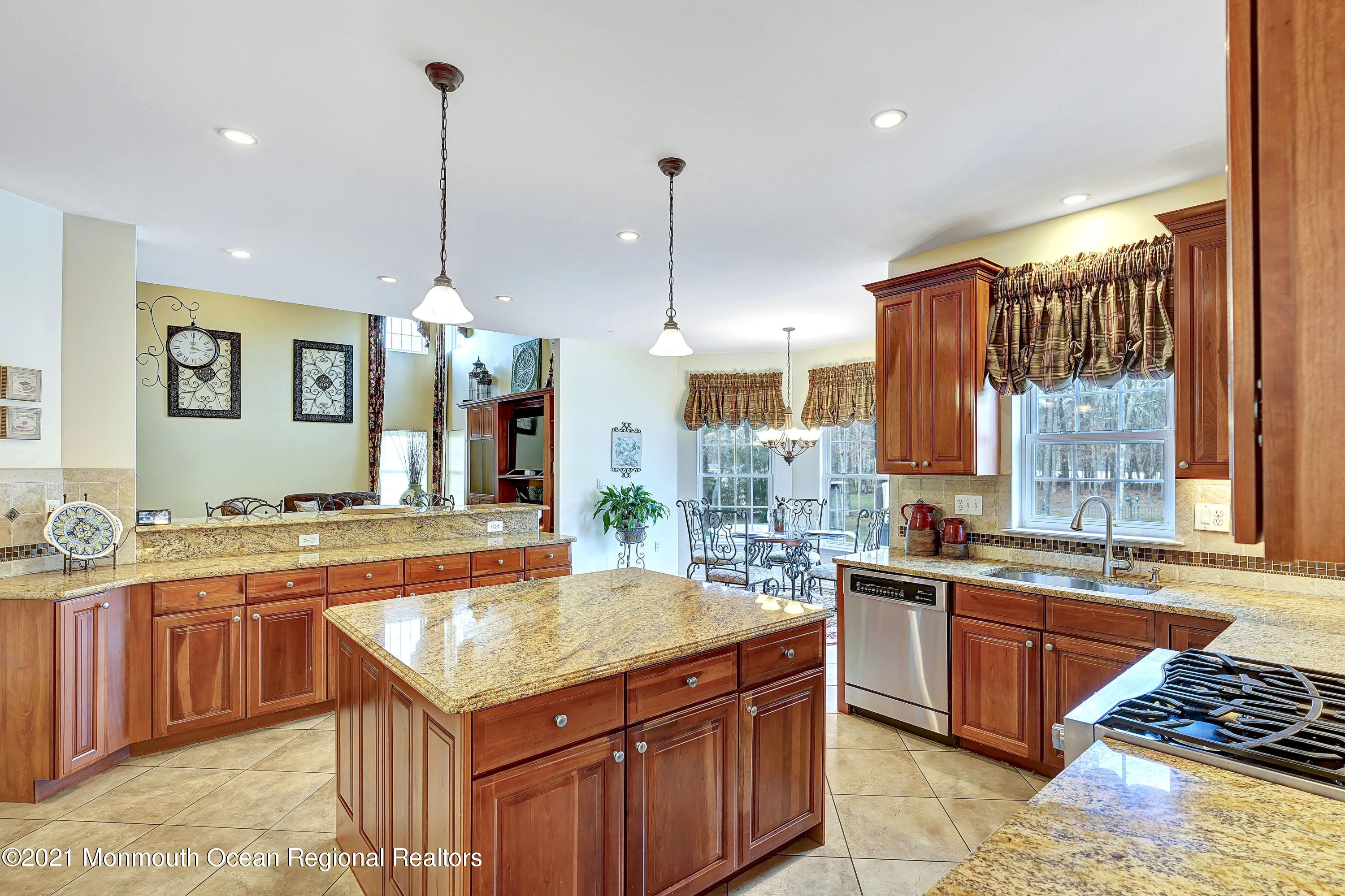 62 Mill Pond Road Jackson, NJ 08527 - Photo 23 of 48 030_dsc07967