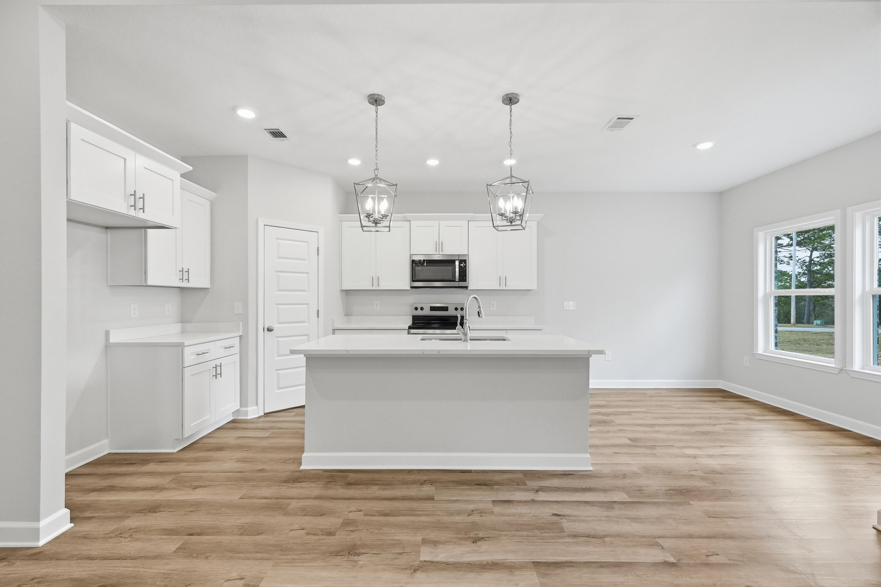 6102 Mildreds Way Crestview, FL 32539 - Photo 10 of 25 6102 mildred way-31