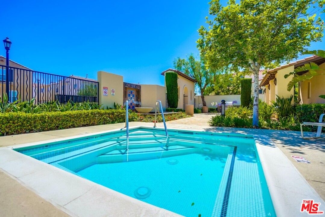 20101 Pienza Lane Porter Ranch, CA 91326 - Photo 50 of 52 Gallery Image 50