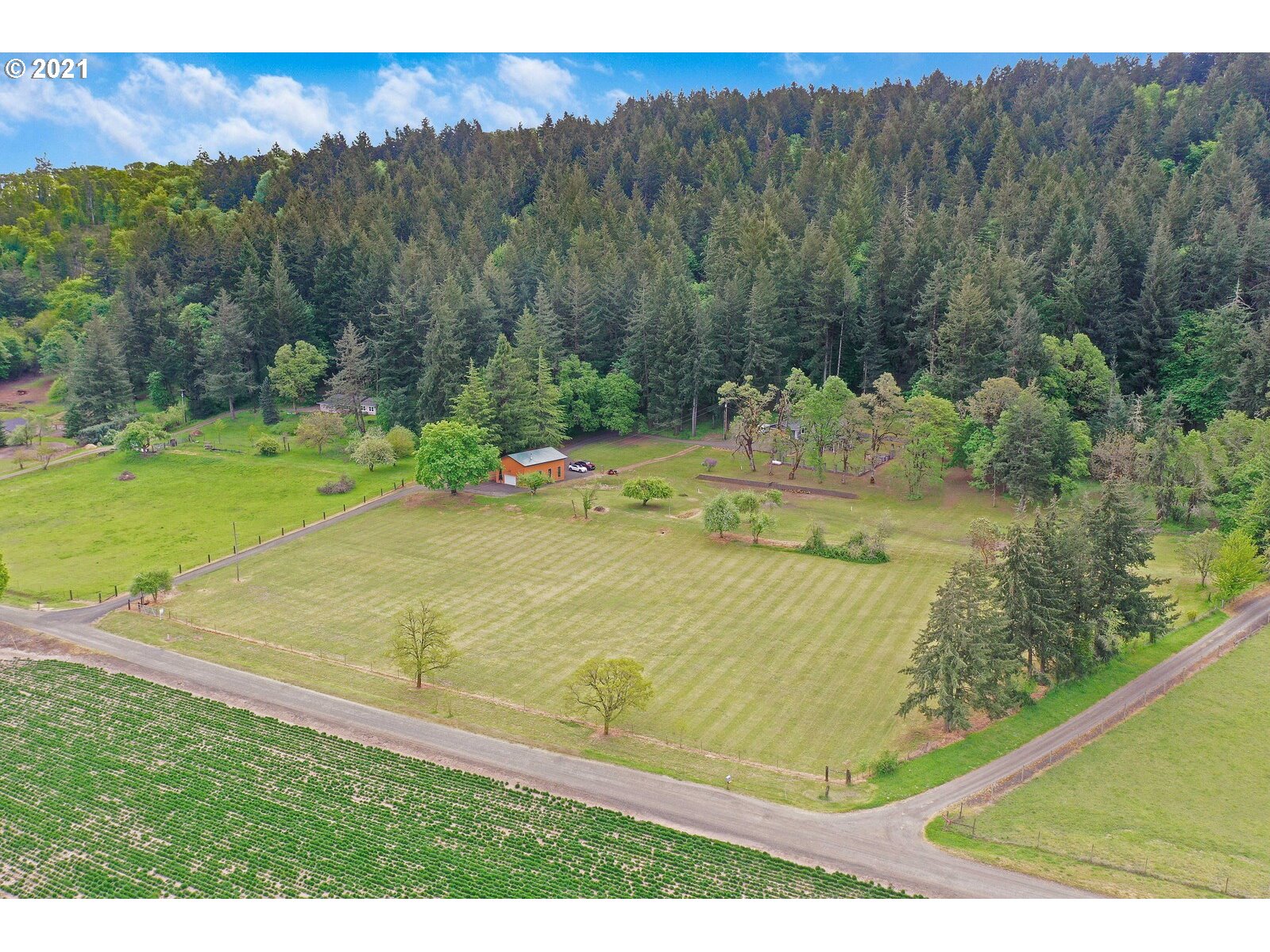 39189 Military Road Monmouth, OR 97361 - Photo 2 of 32 Gallery Image 2
