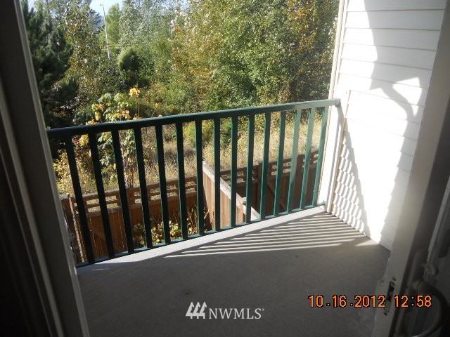 4775 Shattuck Avenue South, Unit D101 Renton, WA 98055 - Photo 3 of 14 Gallery Image 3