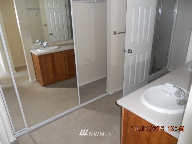 4775 Shattuck Avenue South, Unit D101 Renton, WA 98055 - Photo 6 of 14 Gallery Image 6
