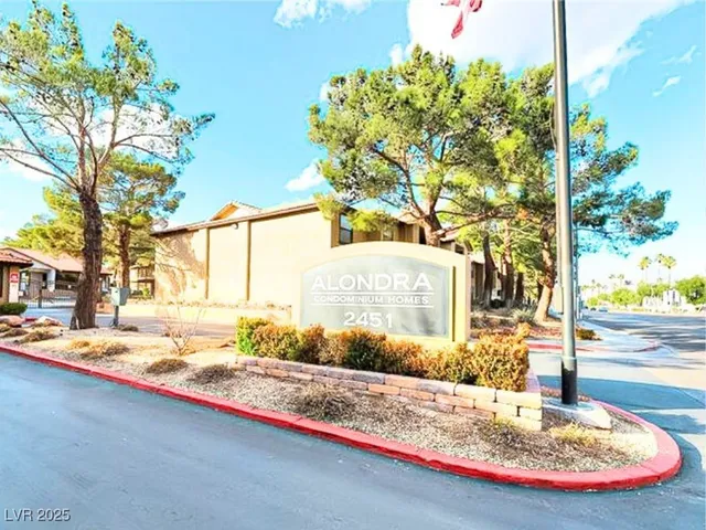 $199,999 | 2451 North Rainbow Boulevard, Unit 1130, Las Vegas, NV 89108