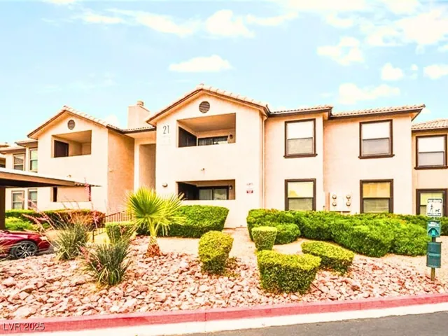 $199,999 | 2451 North Rainbow Boulevard, Unit 1130, Las Vegas, NV 89108