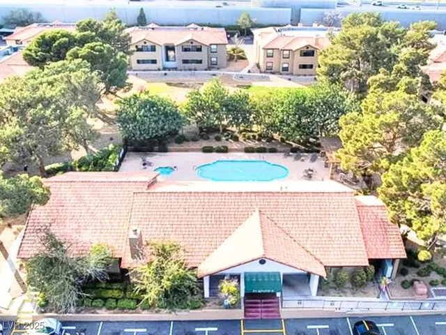 $199,999 | 2451 North Rainbow Boulevard, Unit 1130, Las Vegas, NV 89108