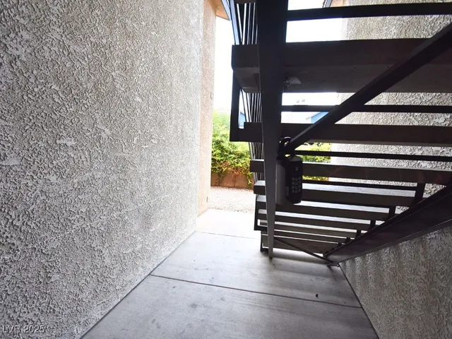 $199,999 | 2451 North Rainbow Boulevard, Unit 1130, Las Vegas, NV 89108