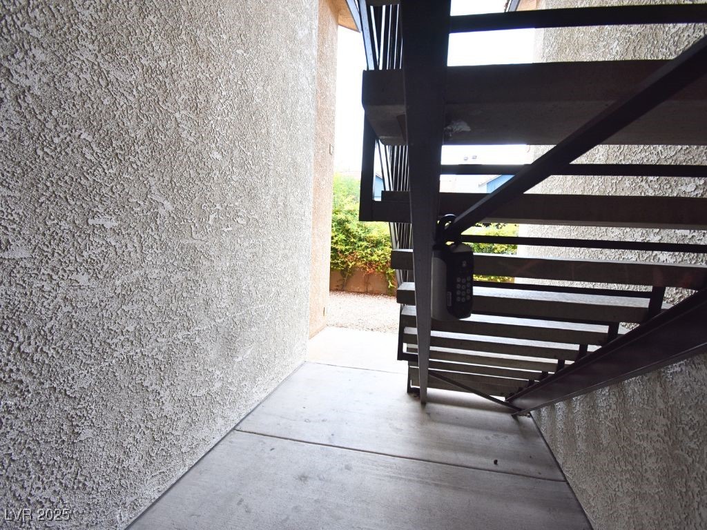 2451 North Rainbow Boulevard, Unit 1130 Las Vegas, NV 89108 - Photo 6 of 21