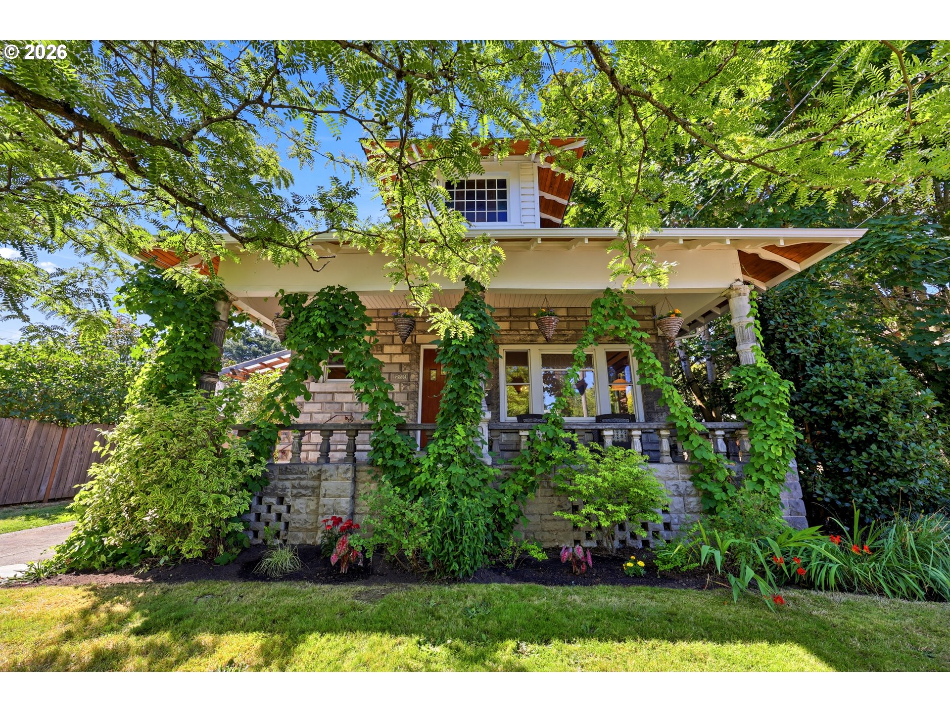 1820 North Schofield Street Portland, OR 97217 - Photo 2 of 48