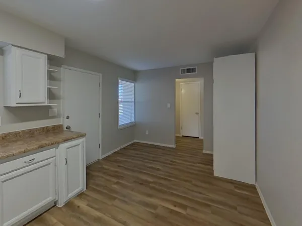 $1,839 | 1013 West Anderson Drive, Phoenix, AZ 85023