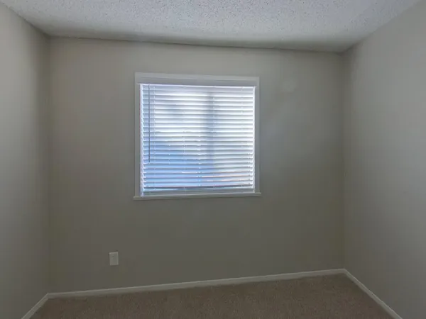 $1,839 | 1013 West Anderson Drive, Phoenix, AZ 85023