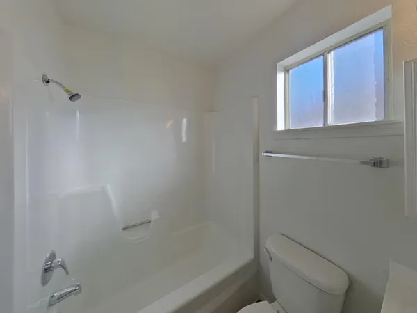 $1,839 | 1013 West Anderson Drive, Phoenix, AZ 85023