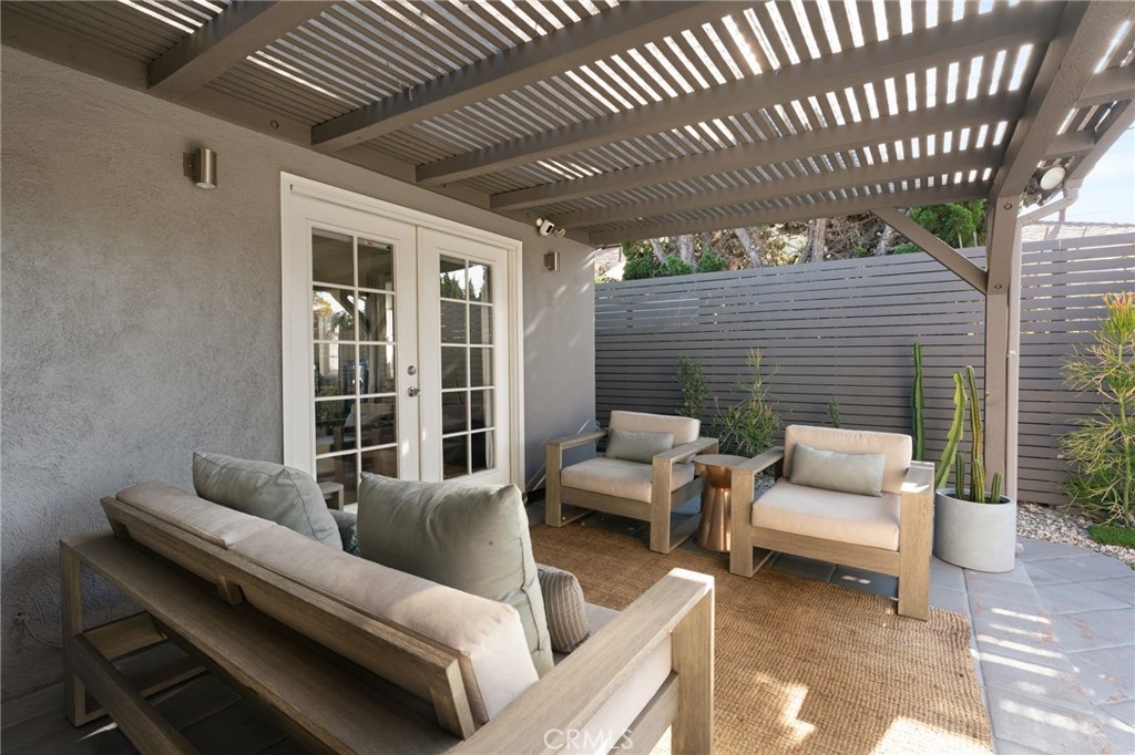 7901 Flight Los Angeles, CA 90045 - Photo 20 of 24 a outdoor living space with patio furniture and garden