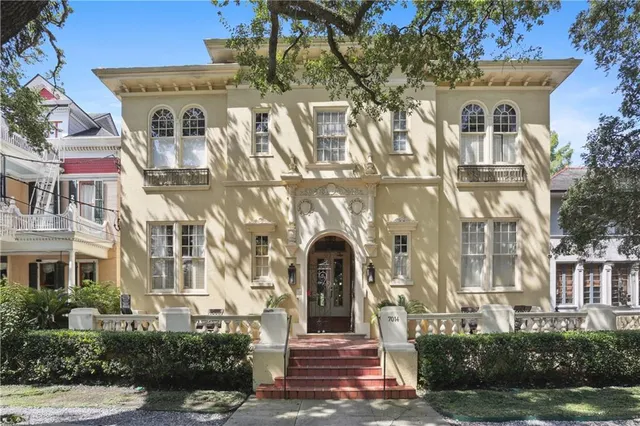 $275,000 | 7014 St Charles Avenue, Unit K, New Orleans, LA 70118