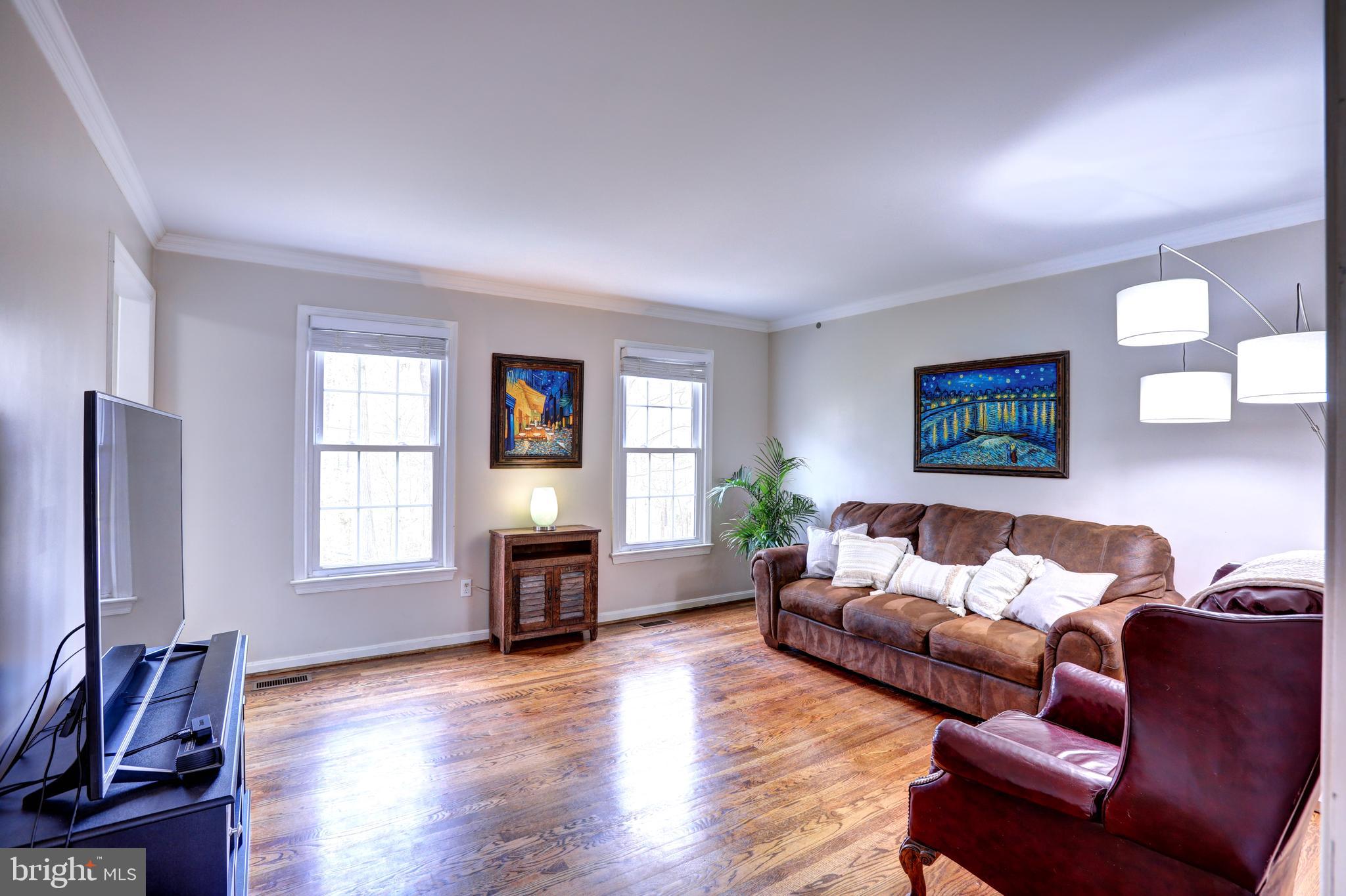 8114 Counselor Road Manassas, VA 20112 - Photo 6 of 53 Gallery Image 6