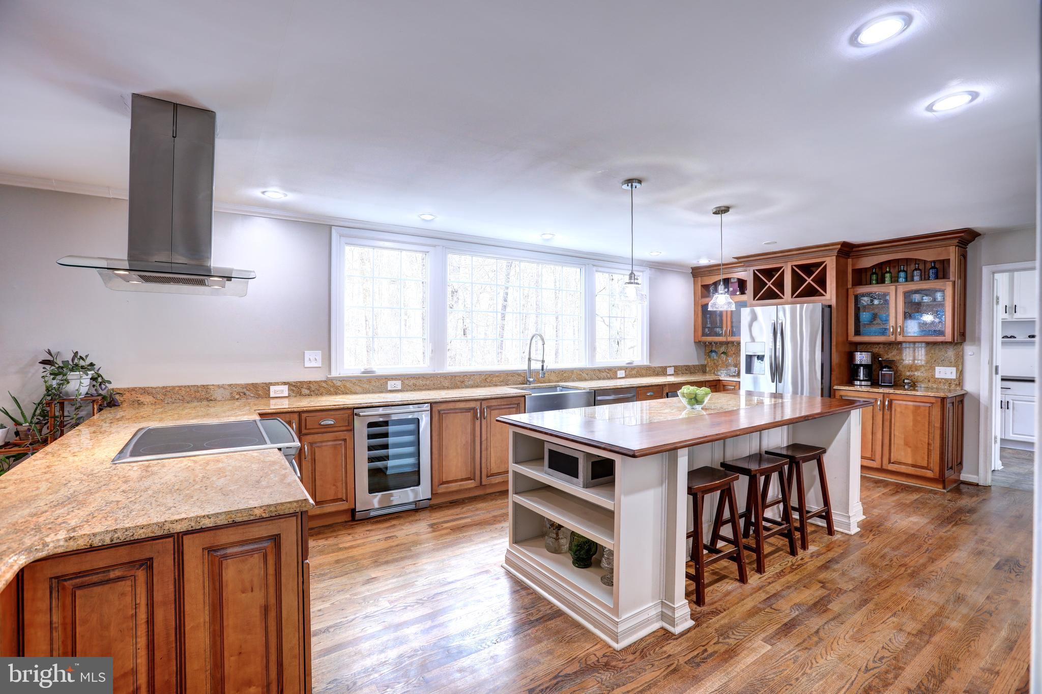 8114 Counselor Road Manassas, VA 20112 - Photo 10 of 53 Gallery Image 10