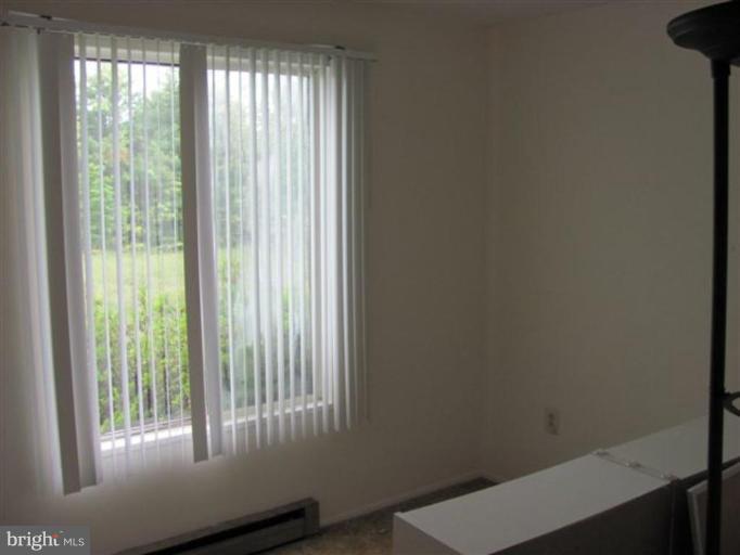 17405 Waterloo Road Amissville, VA 20106 - Photo 11 of 16 Den