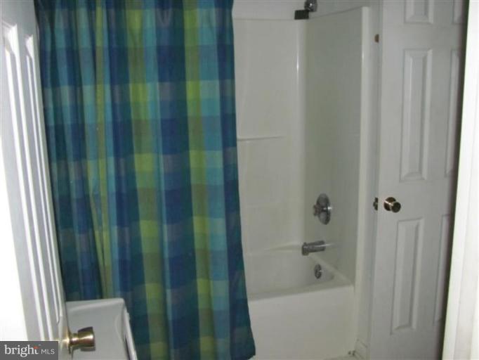 17405 Waterloo Road Amissville, VA 20106 - Photo 10 of 16 Bath #2
