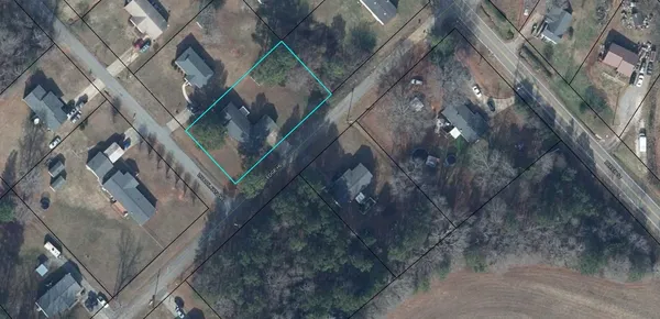 $269,900 | 207 Woodlawn Drive, Gaffney, SC 29340