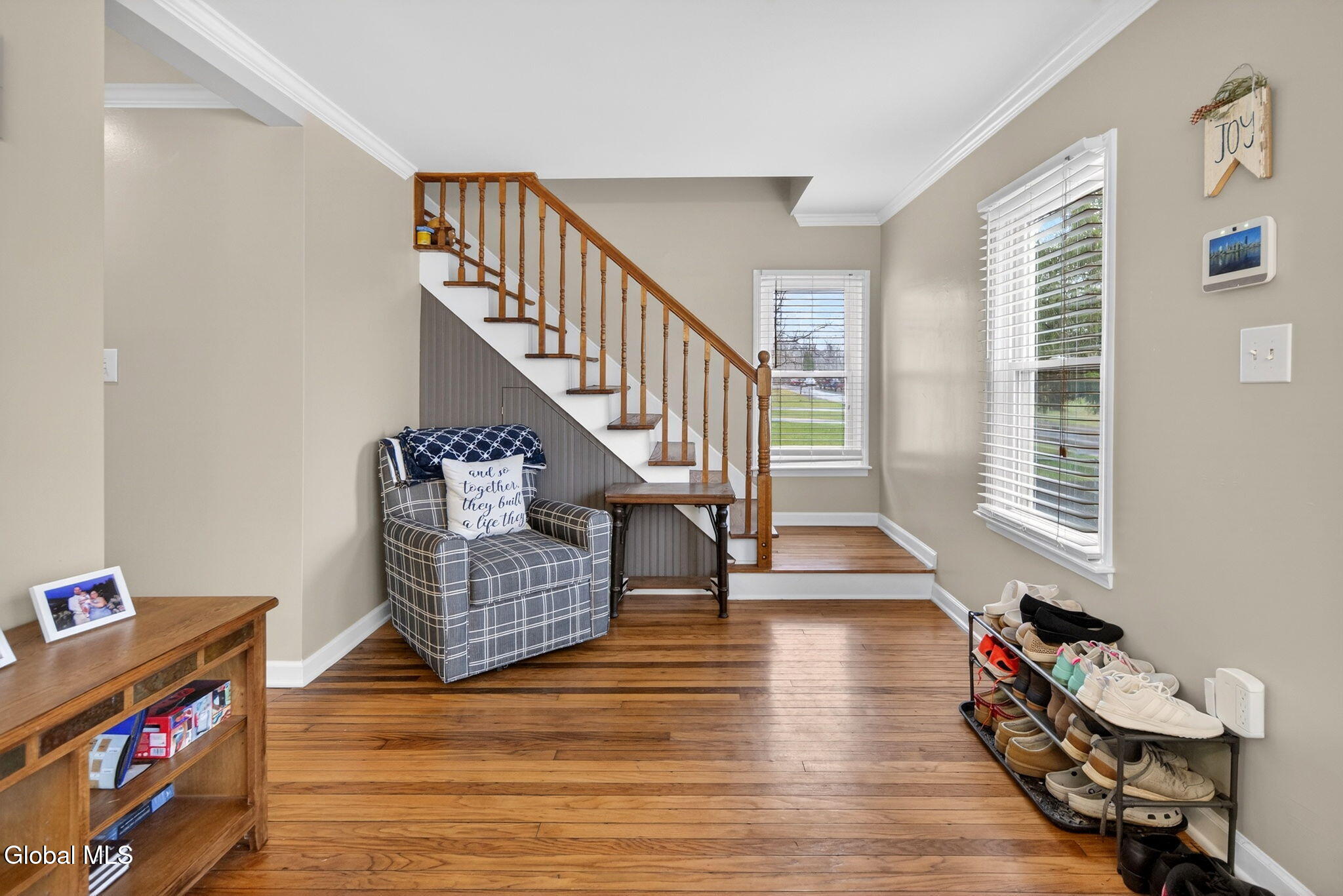 10 Booth Street Colonie, NY 12205 - Photo 2 of 16 2-web-or-mls-DSC09861